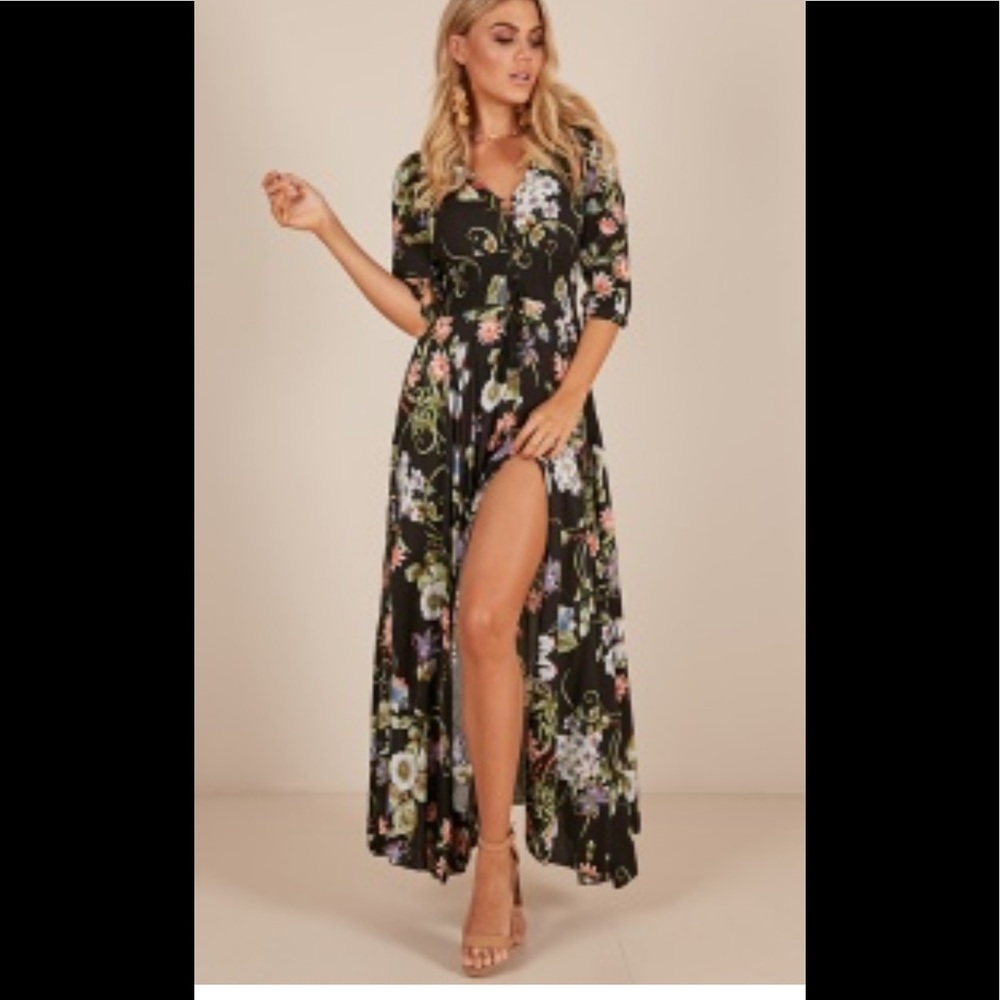 Showpo Black Floral Maxi Dress 6 M